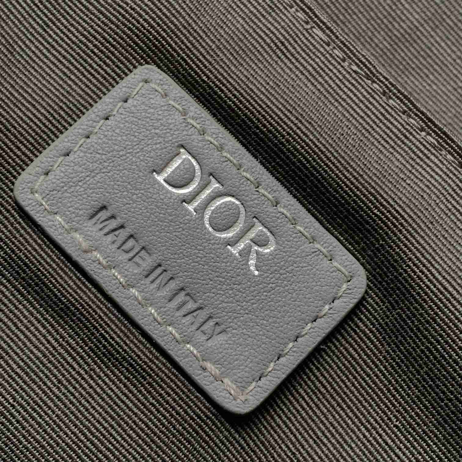 Dior Hit The Road Bag With Strap - FashionPlug