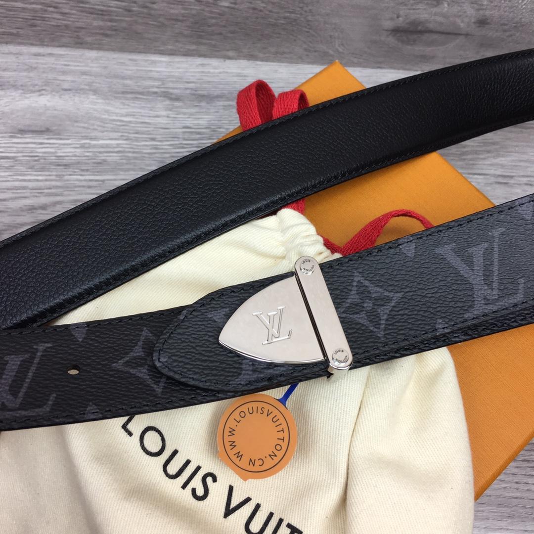 Louis Vuitton LV Trunk 35mm Reversible Belt - FashionPlug