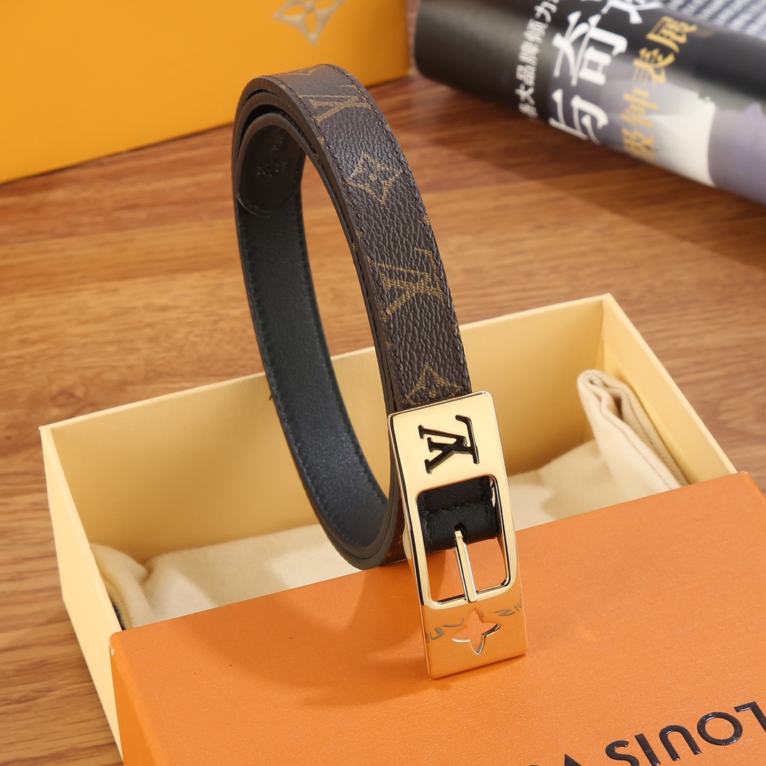 Louis Vuitton LV Duo 18MM Reversible Belt    M8296W - FashionPlug