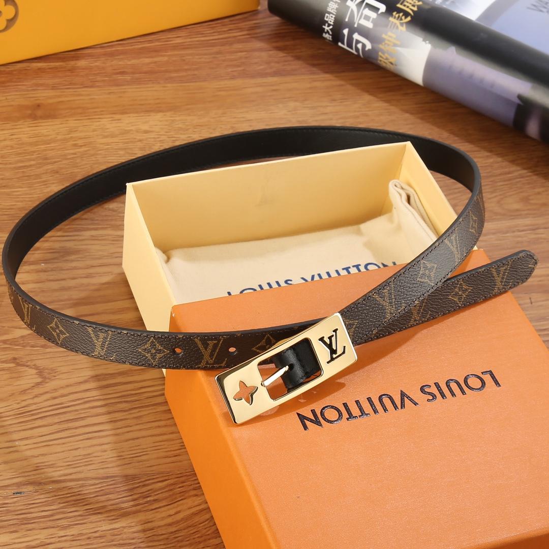 Louis Vuitton LV Duo 18MM Reversible Belt    M8296W - FashionPlug