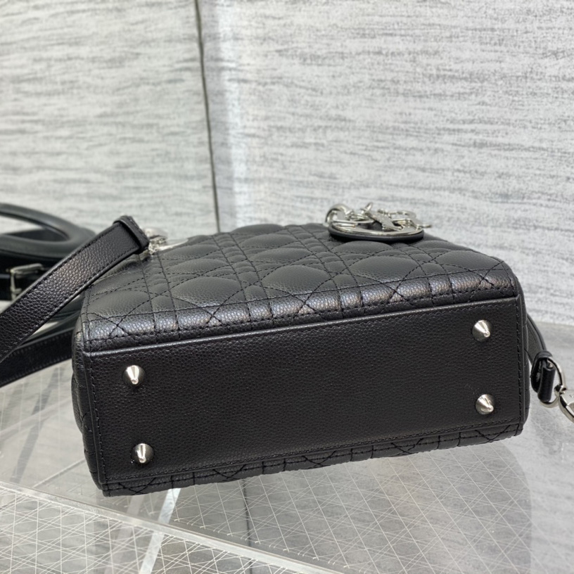Dior Lady Dior Bag  20cm - FashionPlug