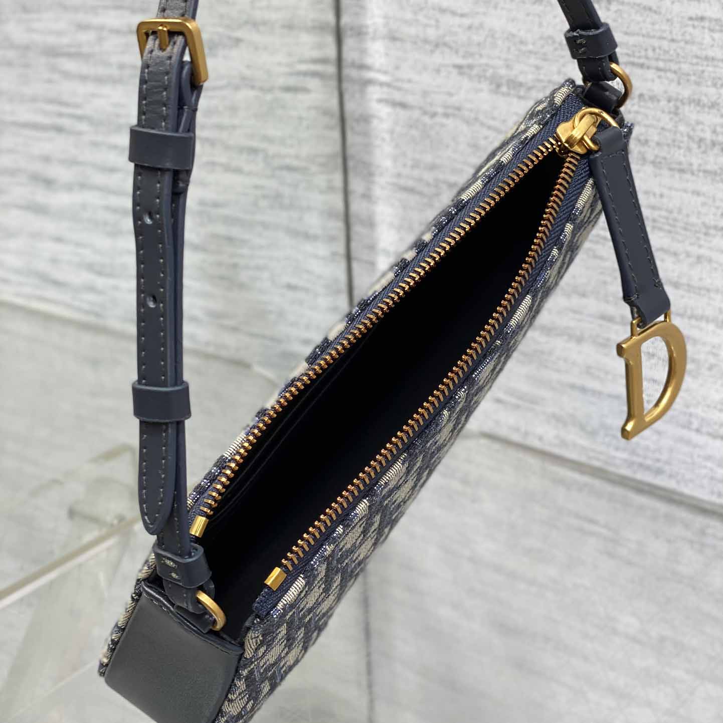 Dior Saddle Rodeo Pouch - FashionPlug