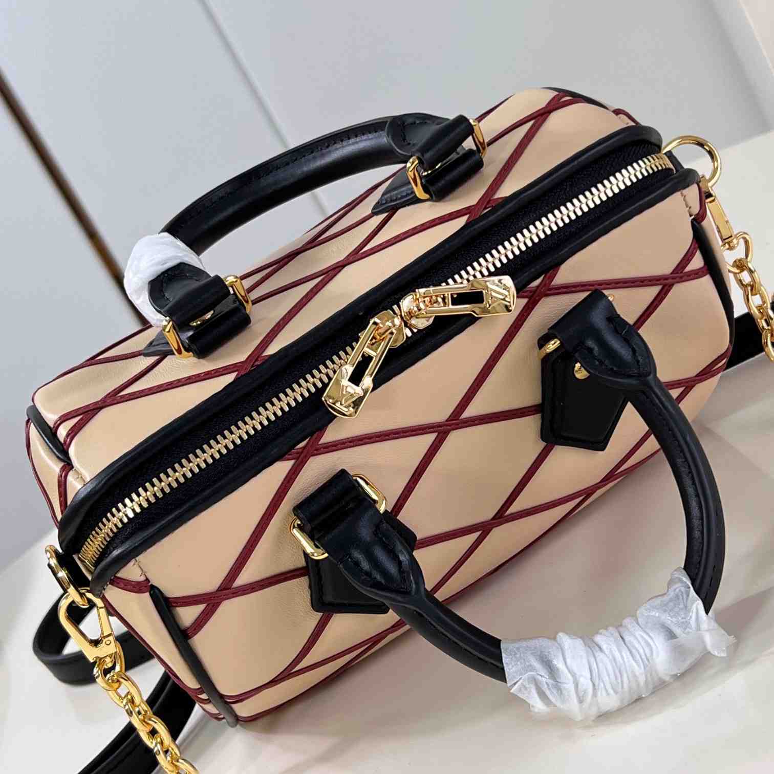 Louis Vuitton Speedy Bandouliere 20    M24261 - FashionPlug