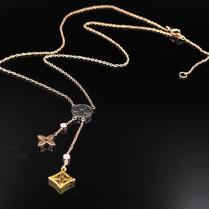 Louis Vuitton Idylle Blossom Y Pendant - FashionPlug