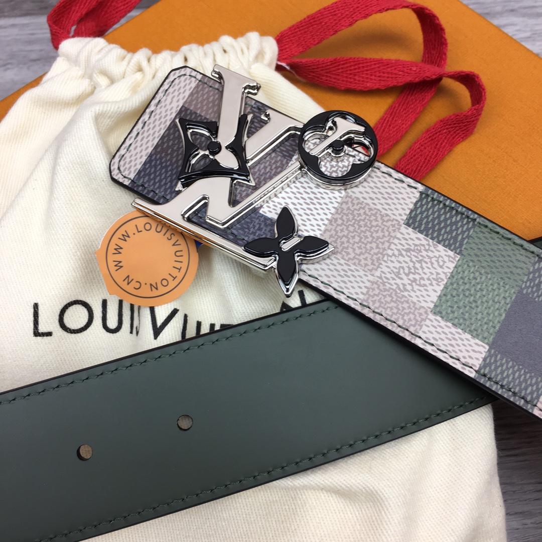 Louis Vuitton LV Blossom 40mm Reversible Belt - FashionPlug
