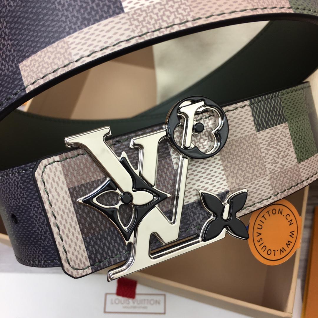 Louis Vuitton LV Blossom 40mm Reversible Belt - FashionPlug