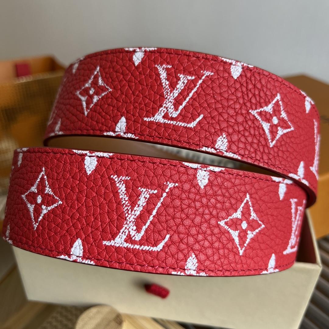 Louis Vuitton LV Initiales 40mm Reversible Belt   M8457V - FashionPlug