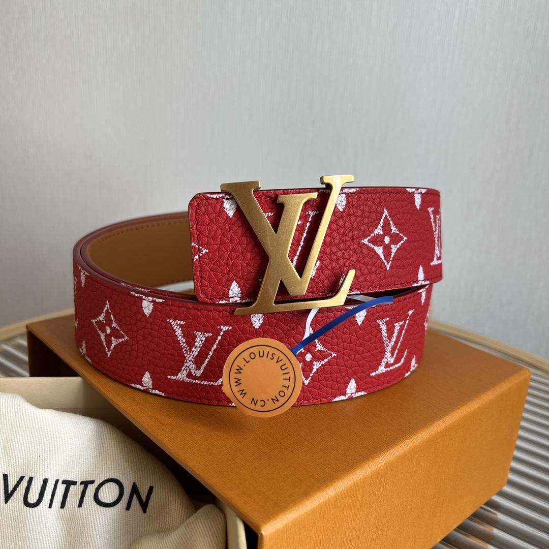 Louis Vuitton LV Initiales 40mm Reversible Belt   M8457V - FashionPlug