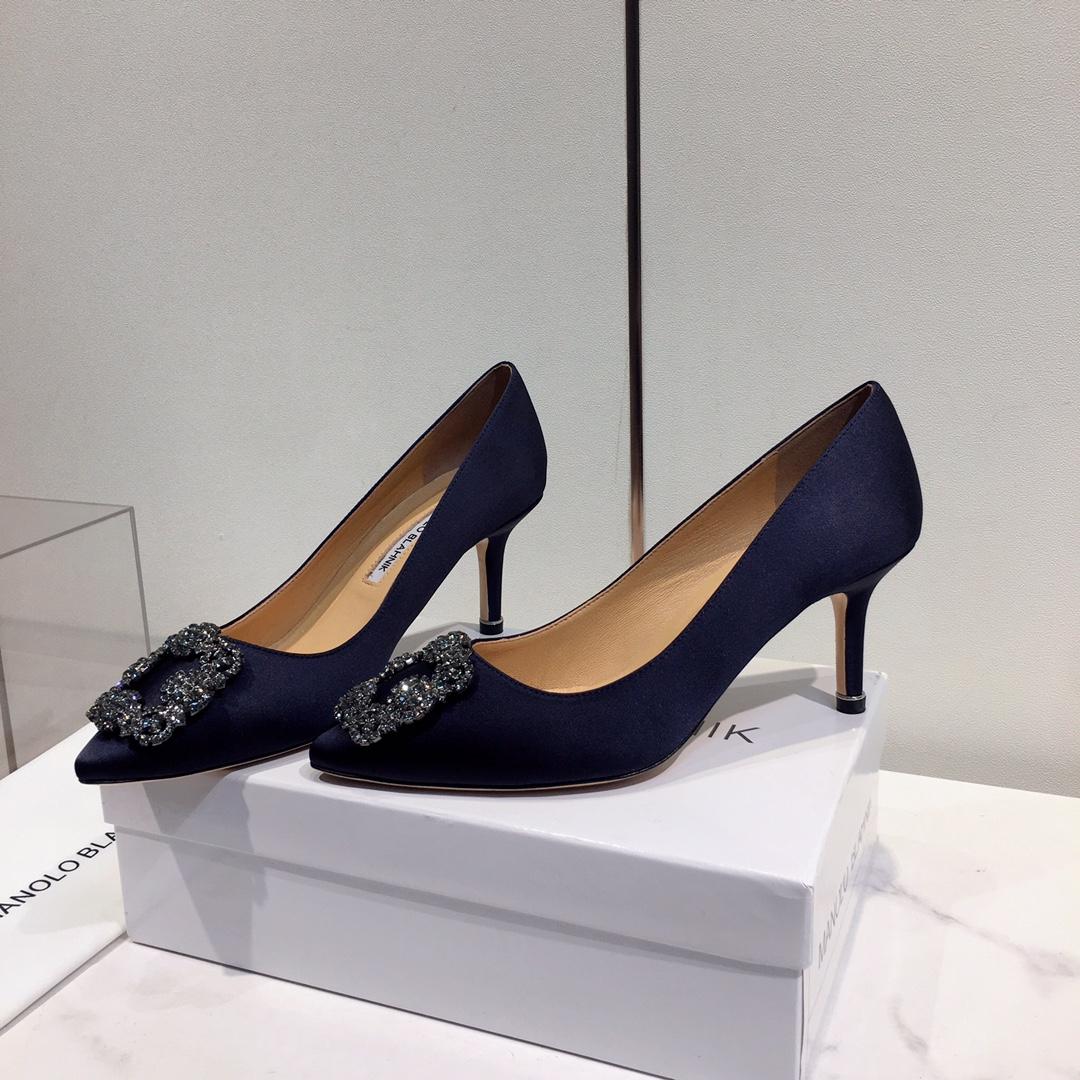 Manolo Blahnik 95mm Hangisi Pumps - FashionPlug