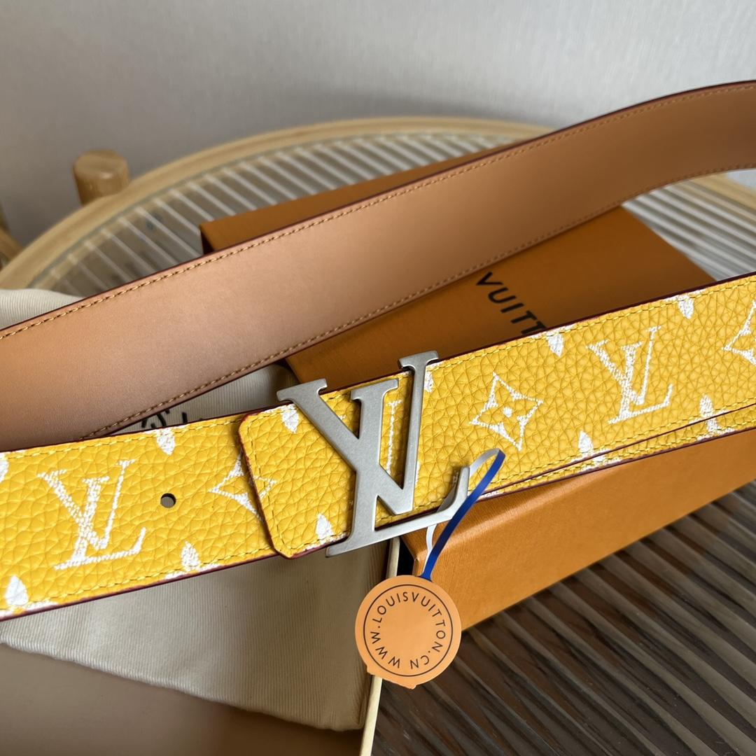 Louis Vuitton LV Initiales 40mm Reversible Belt       - FashionPlug