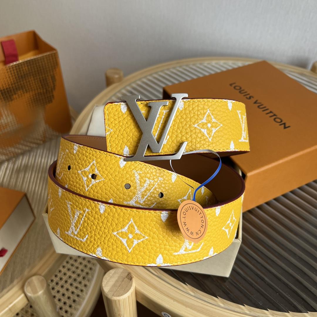 Louis Vuitton LV Initiales 40mm Reversible Belt       - FashionPlug