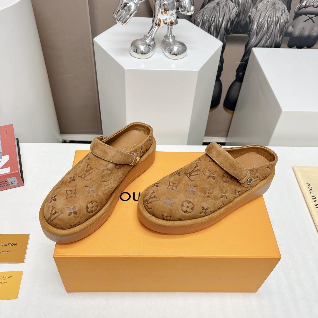 Louis Vuitton Aspen Platform Clog          1ACHWJ - FashionPlug