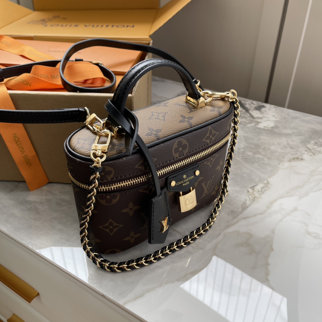 Louis Vuitton Vanity Chain Pouch    M47125 - FashionPlug