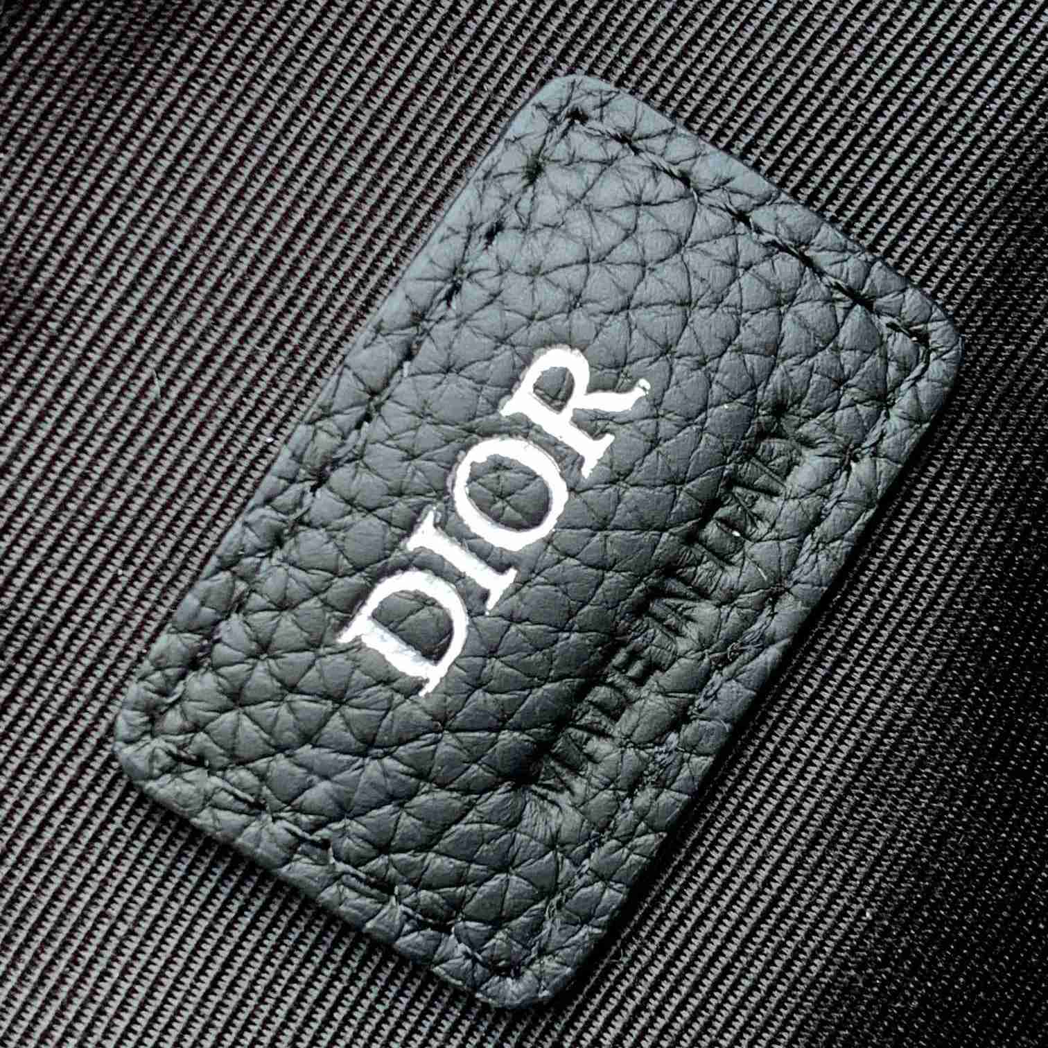 Dior 8 Bag With Strap - FashionPlug