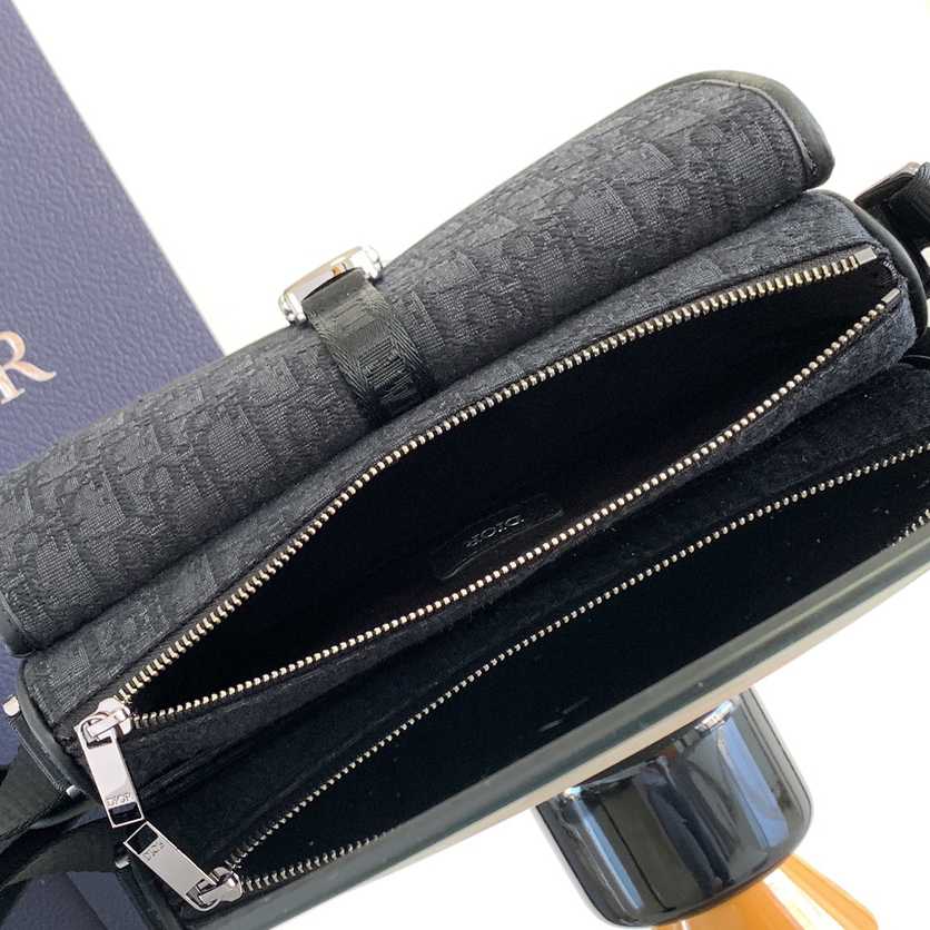 Dior 8 Bag With Strap - FashionPlug