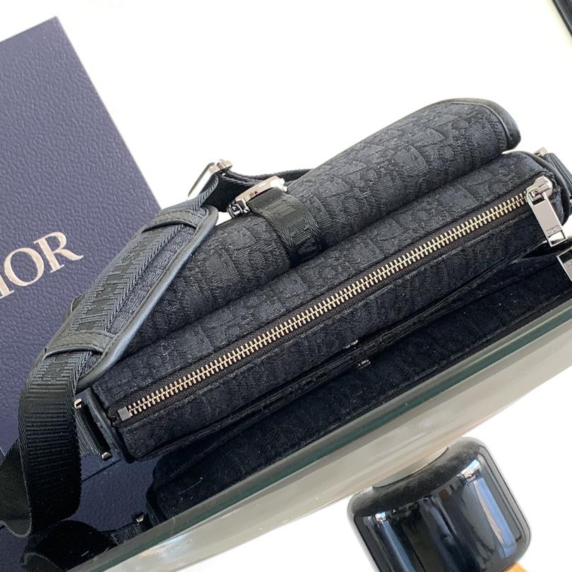 Dior 8 Bag With Strap - FashionPlug