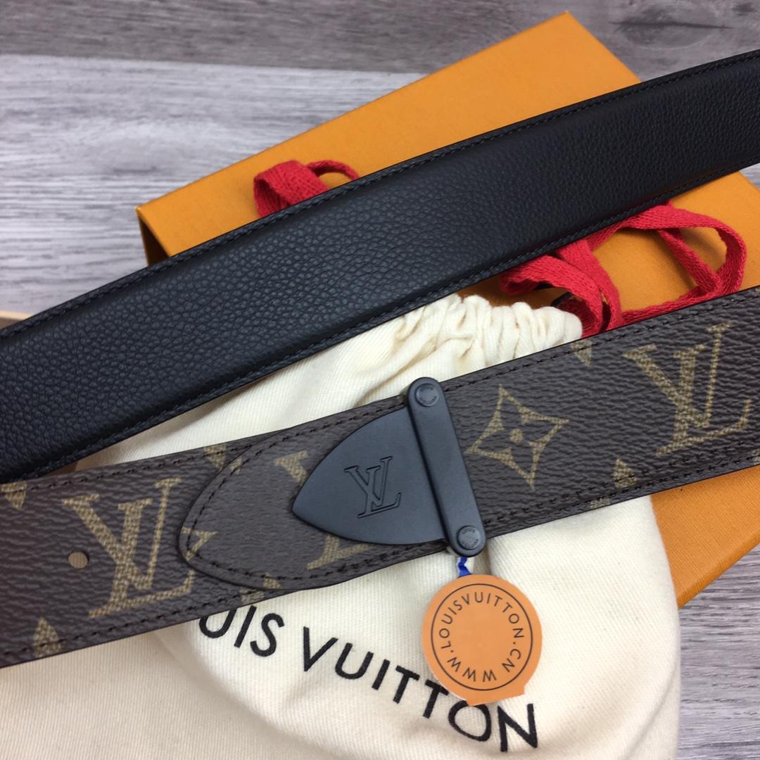 Louis Vuitton LV Trunk 35mm Reversible Belt - FashionPlug
