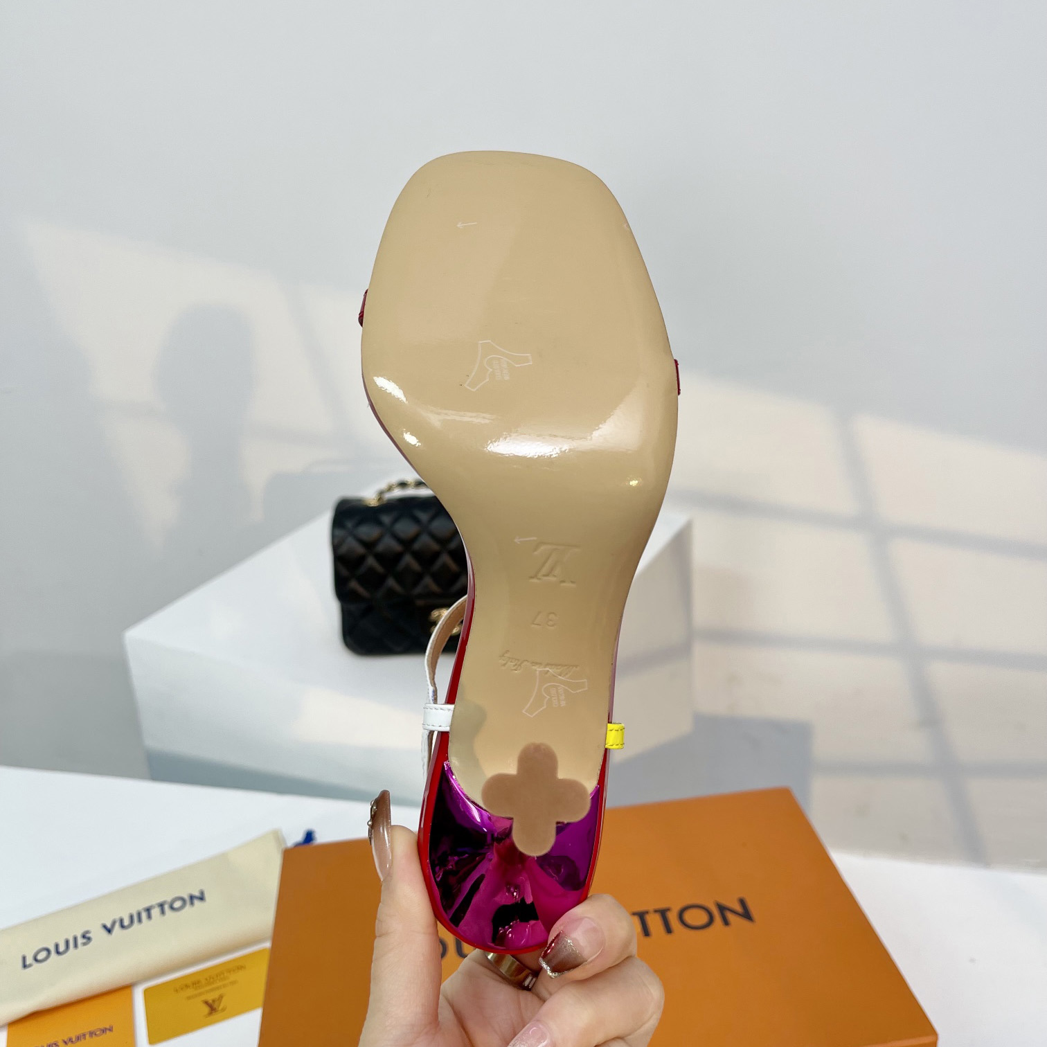 Louis Vuitton Blossom Sandal   1AC8VZ - FashionPlug