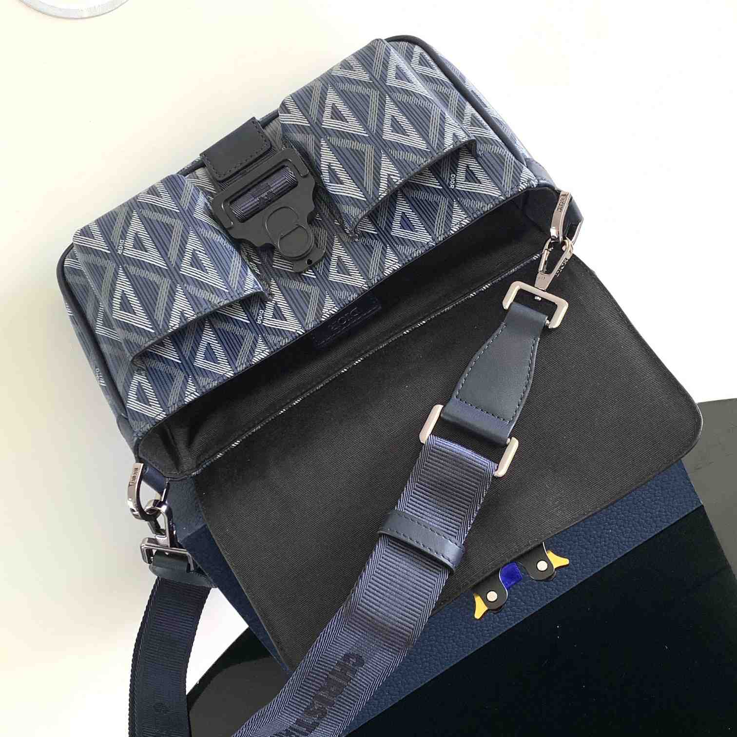 Dior Hit The Road Bag With Strap - FashionPlug