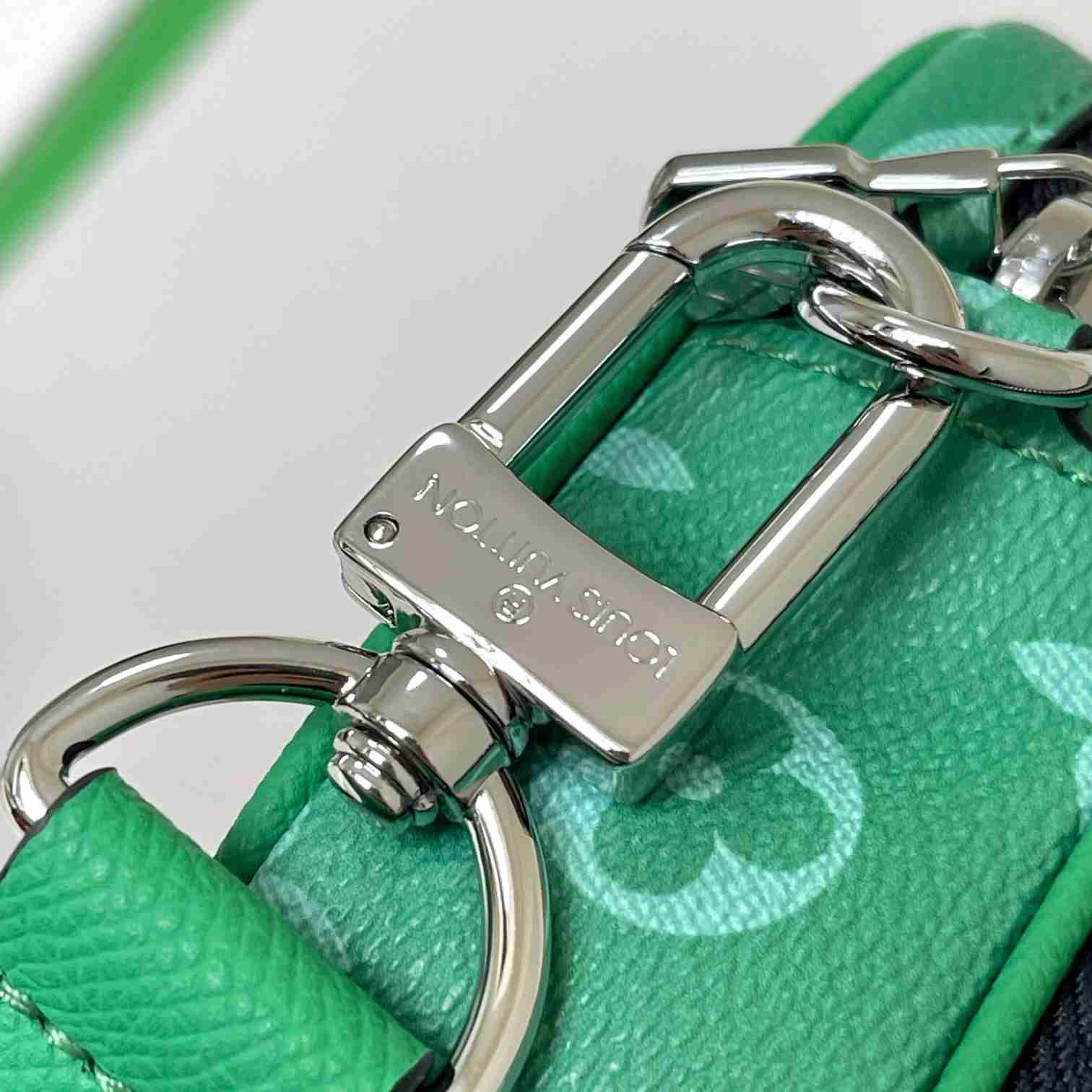 Louis Vuitton Alpha Wearable Wallet    M30997 - FashionPlug