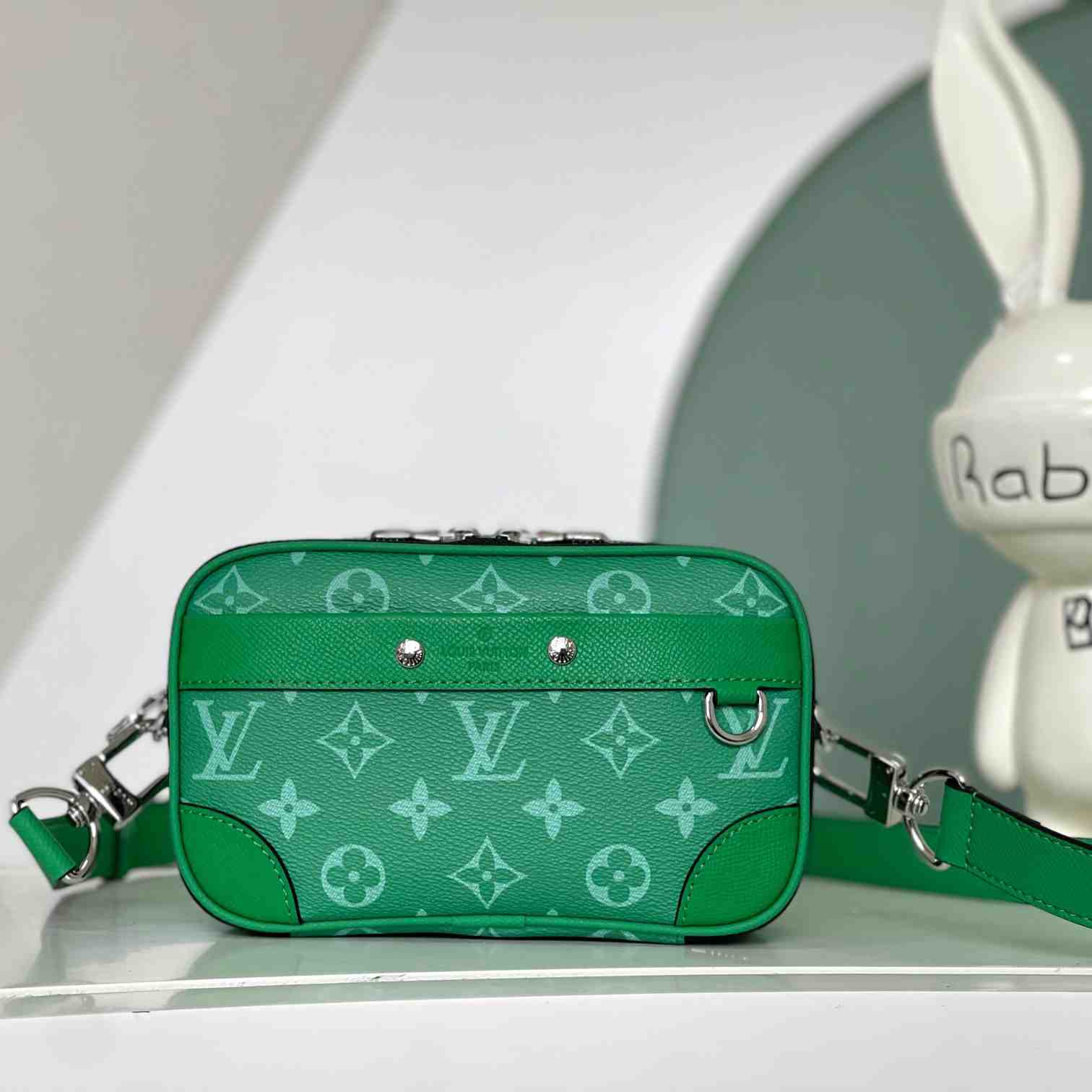 Louis Vuitton Alpha Wearable Wallet    M30997 - FashionPlug