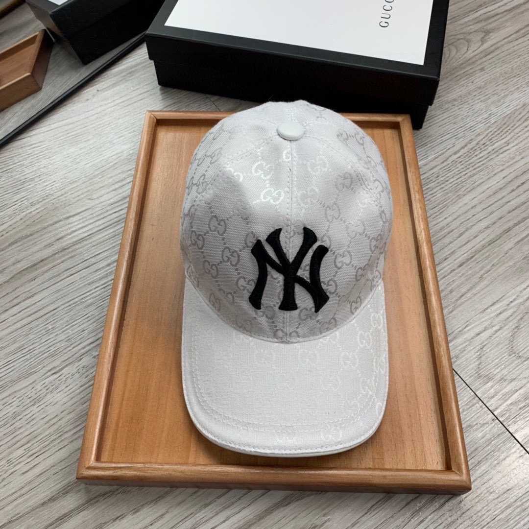 Gucci NY Baseball Cap - FashionPlug