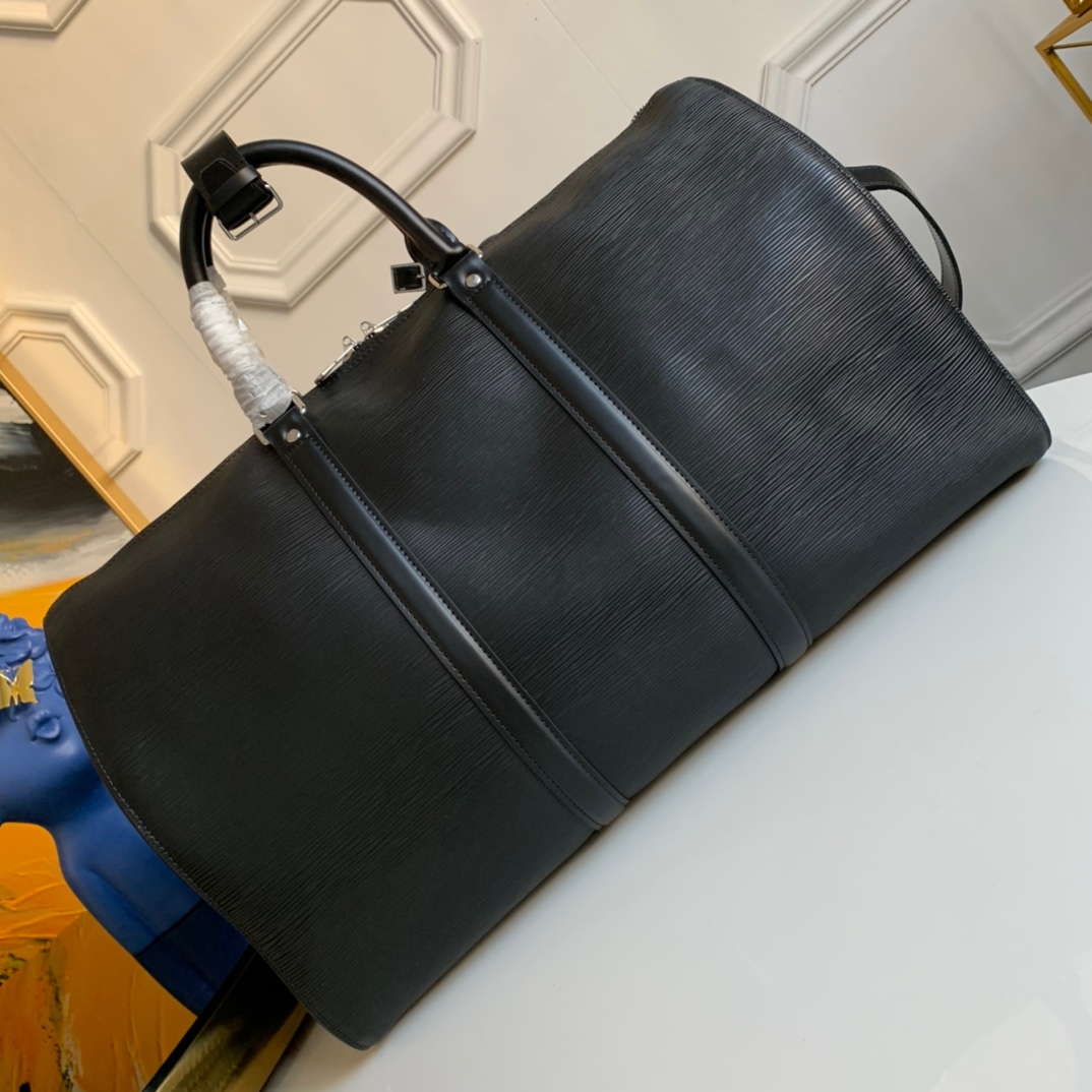 Louis Vuitton x Supreme Keepall  Bandouliere 45 Travel Bag - FashionPlug
