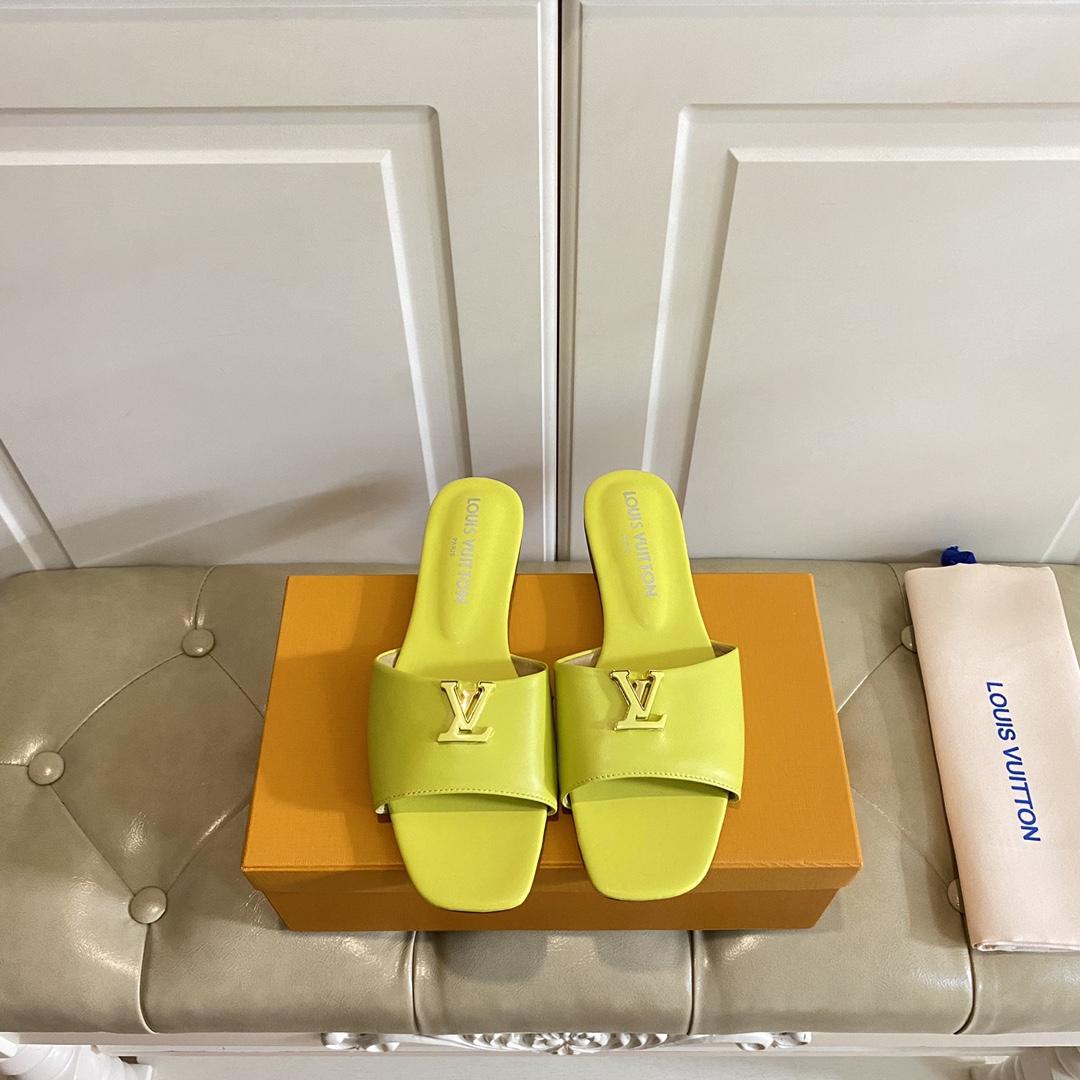 Louis Vuitton LV Capri Flat Mule   1ACTT0 - FashionPlug