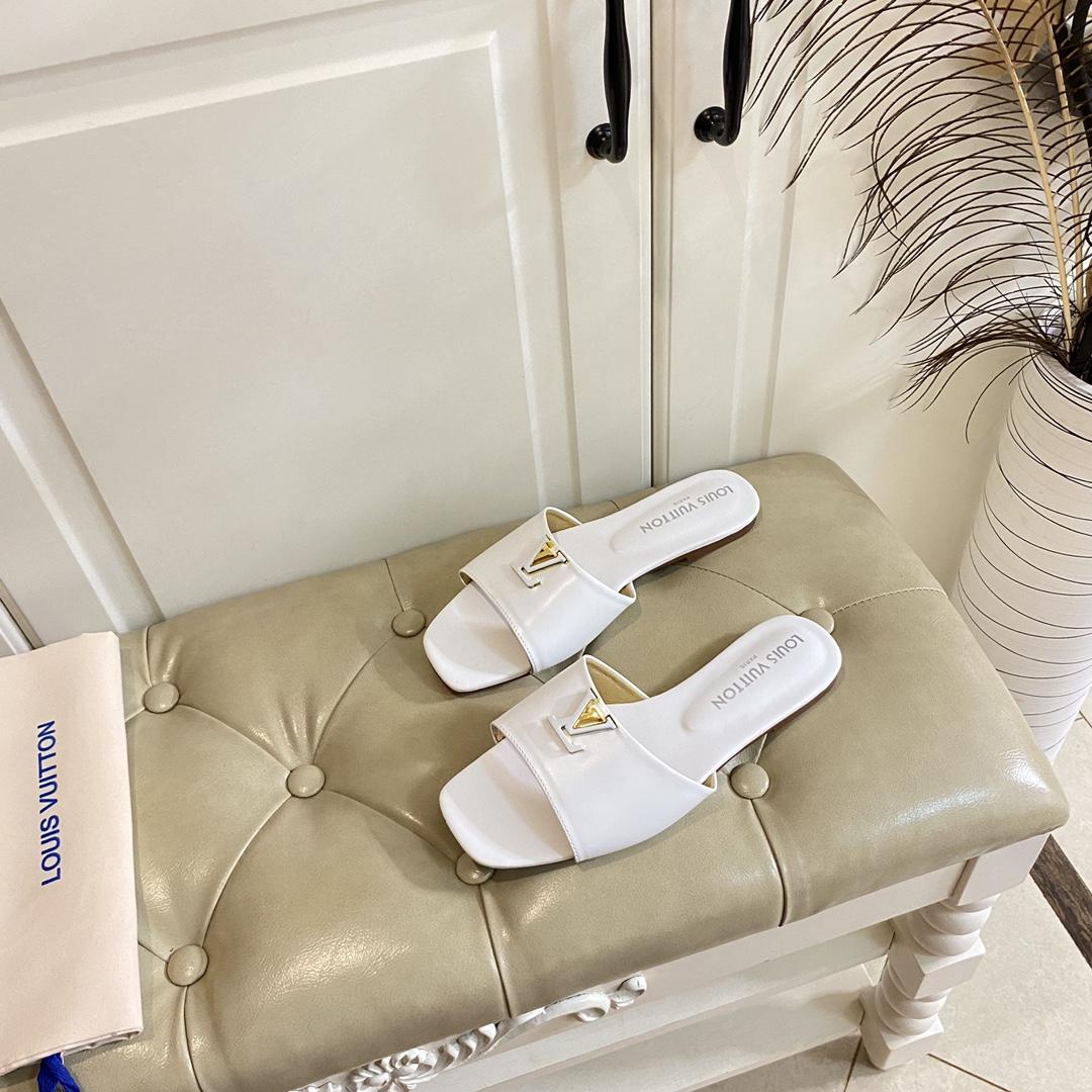Louis Vuitton LV Capri Flat Mule   1ACTQC - FashionPlug