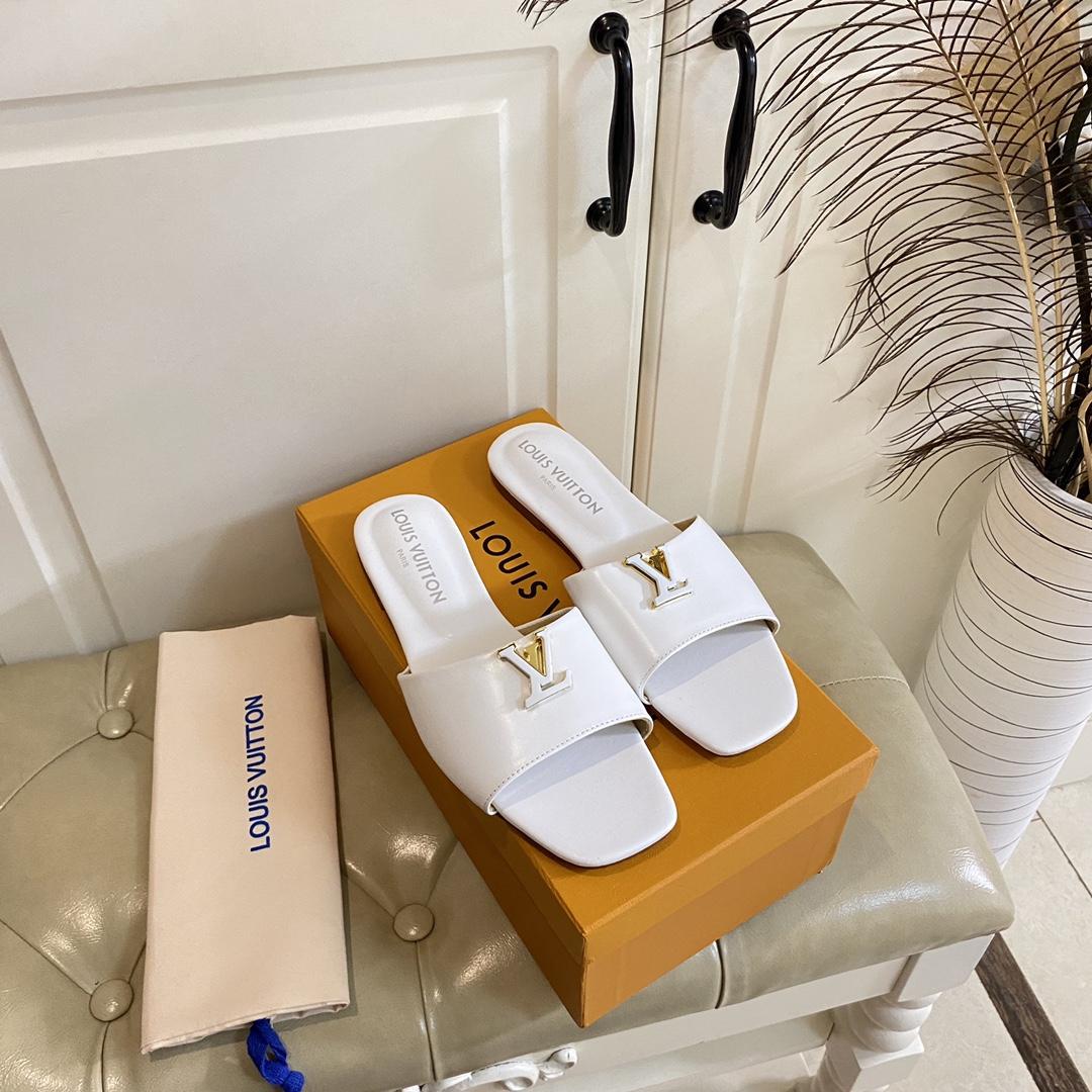 Louis Vuitton LV Capri Flat Mule   1ACTQC - FashionPlug