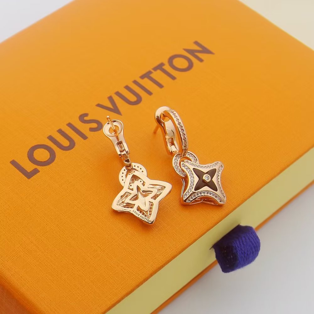 Louis Vuitton Ever Blossom Earrings - FashionPlug