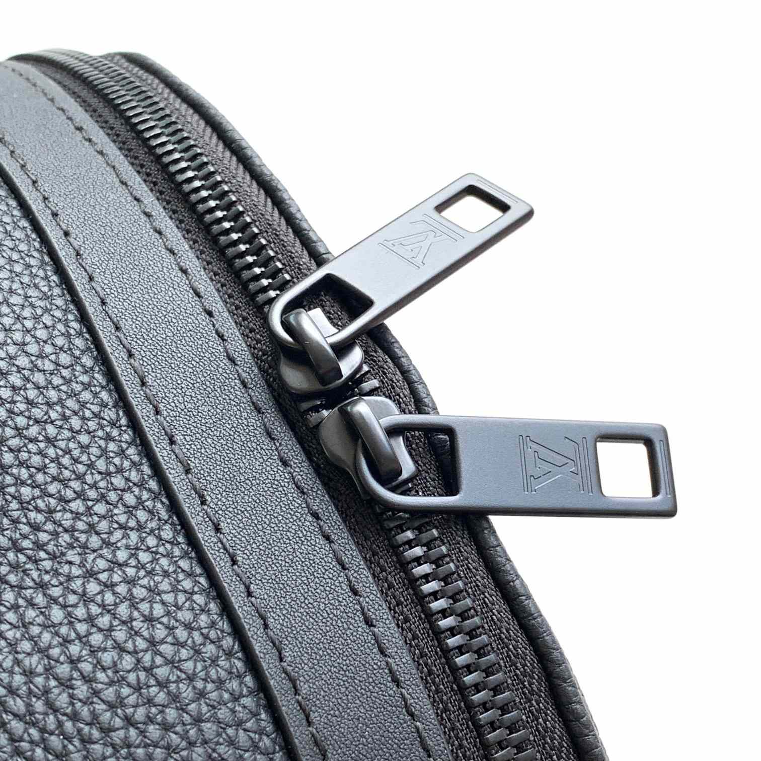 Louis Vuitton Takeoff Backpack    M57079 - FashionPlug