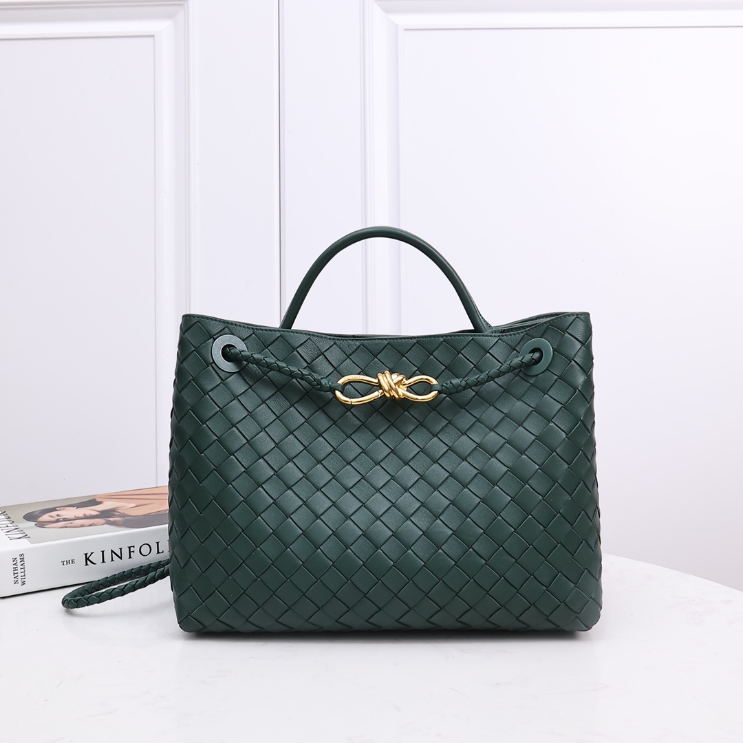 Bottega Veneta Medium Andiamo  32*24*12CM - FashionPlug