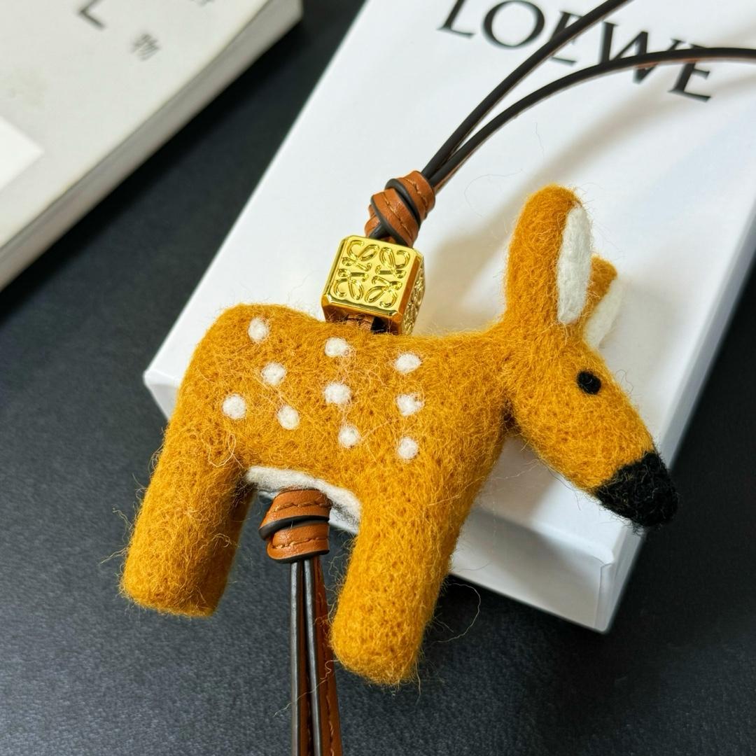 Loewe Deer Charm In Felt And Calfskin - FashionPlug