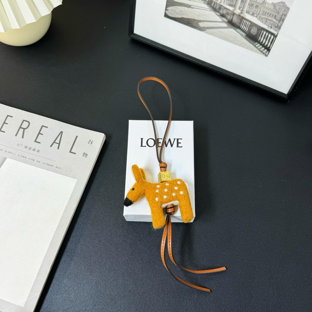 Loewe Deer Charm In Felt And Calfskin - FashionPlug