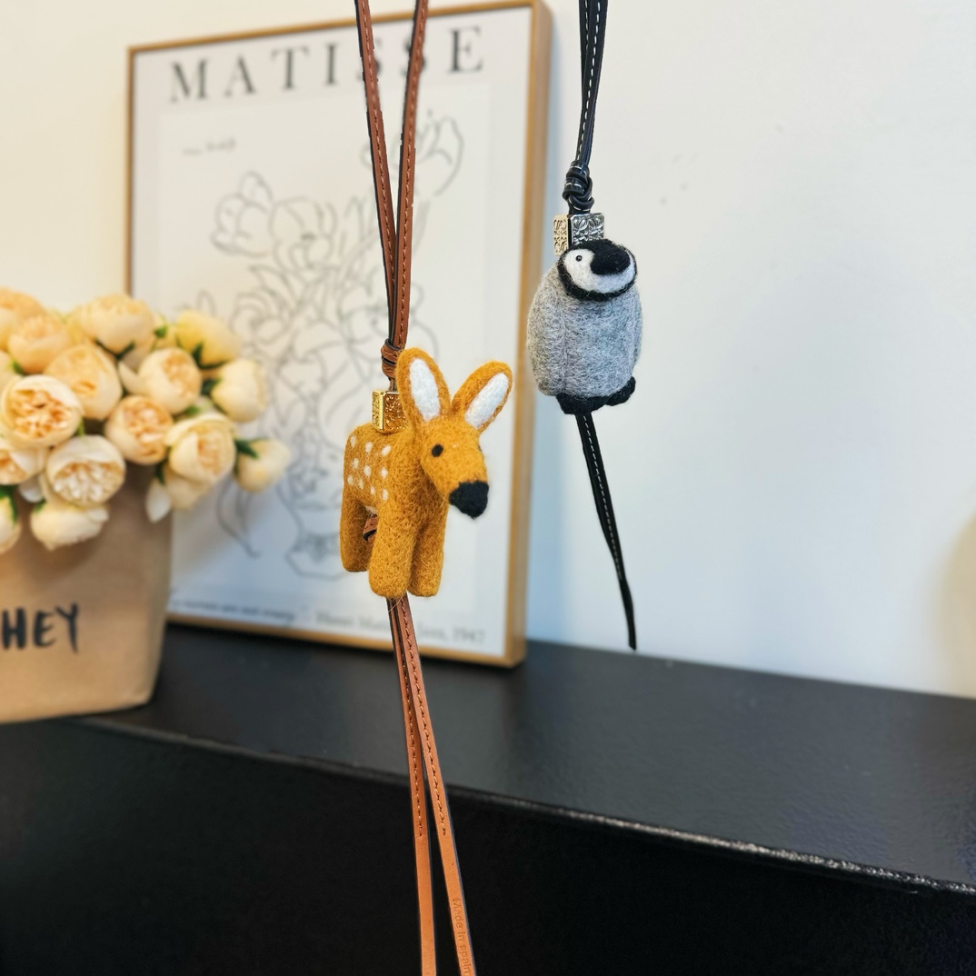 Loewe Deer Charm In Felt And Calfskin - FashionPlug