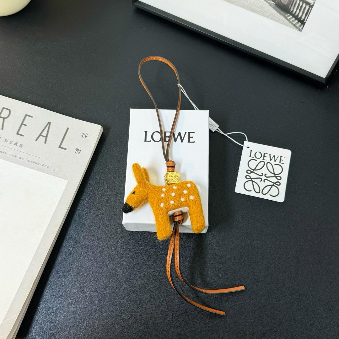 Loewe Deer Charm In Felt And Calfskin - FashionPlug