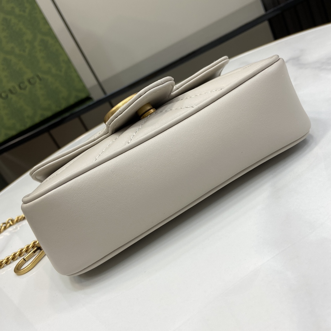 Gucci GG Marmont Super Mini Bag - FashionPlug