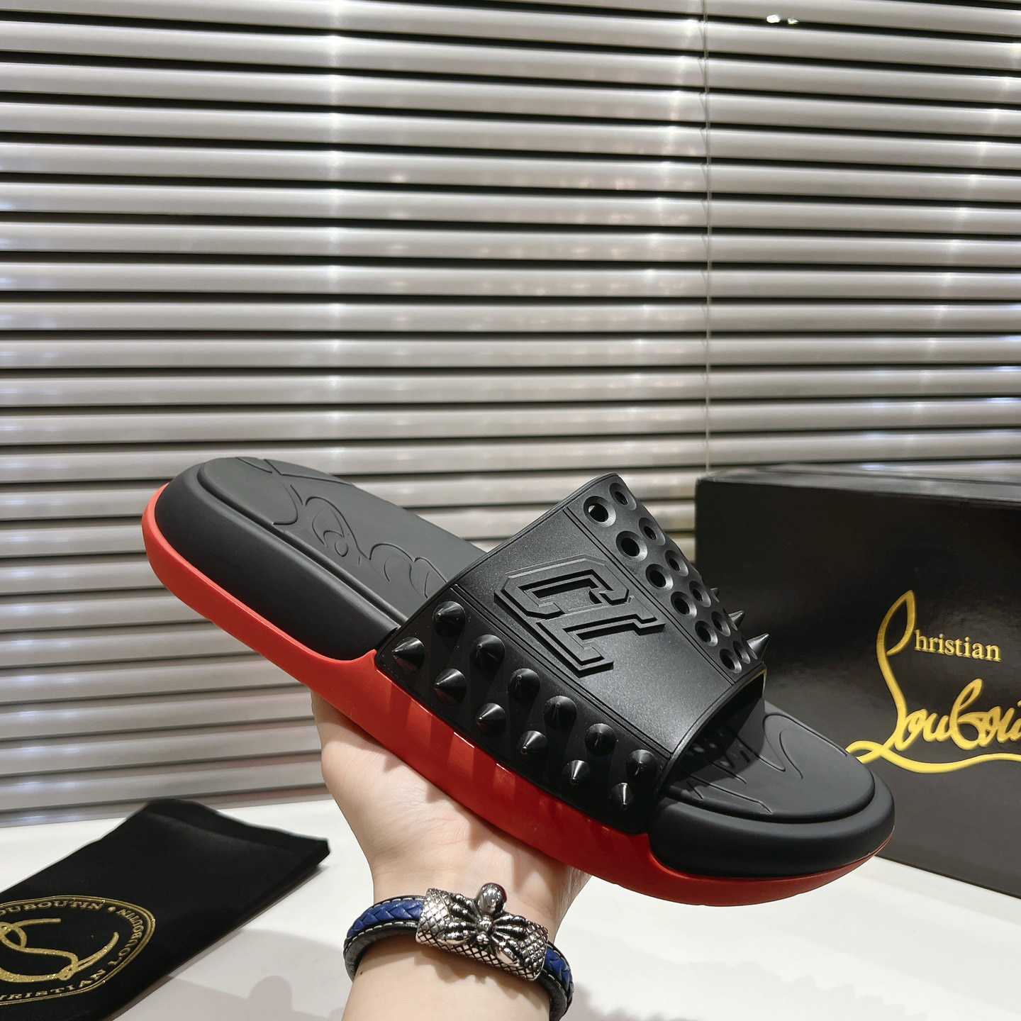 Christian Louboutin Take It Easy Summer Mule - FashionPlug