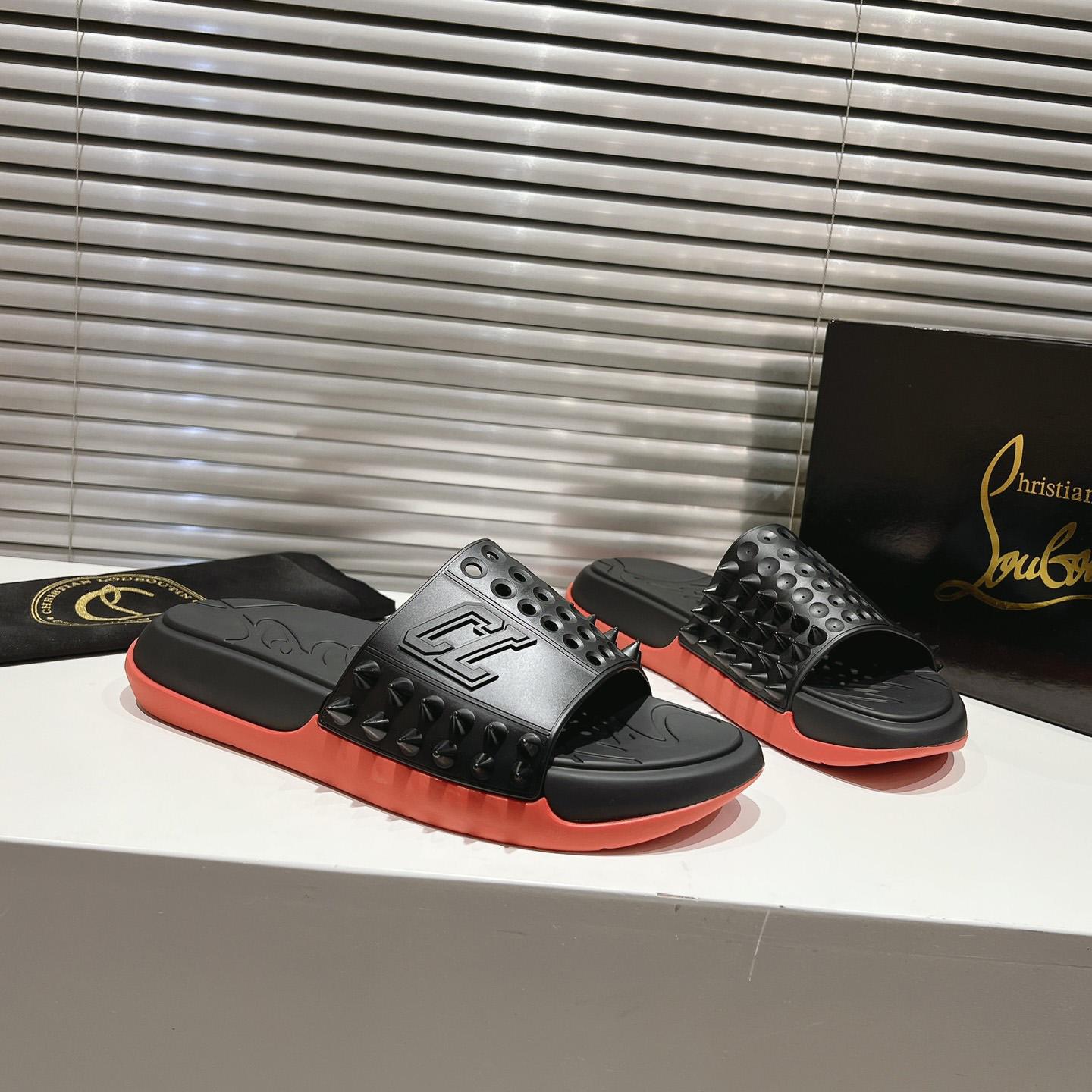 Christian Louboutin Take It Easy Summer Mule - FashionPlug
