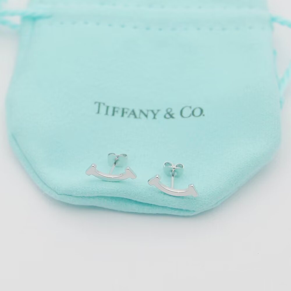 Tiffany & Co. Tiffany T Smile Earring - FashionPlug