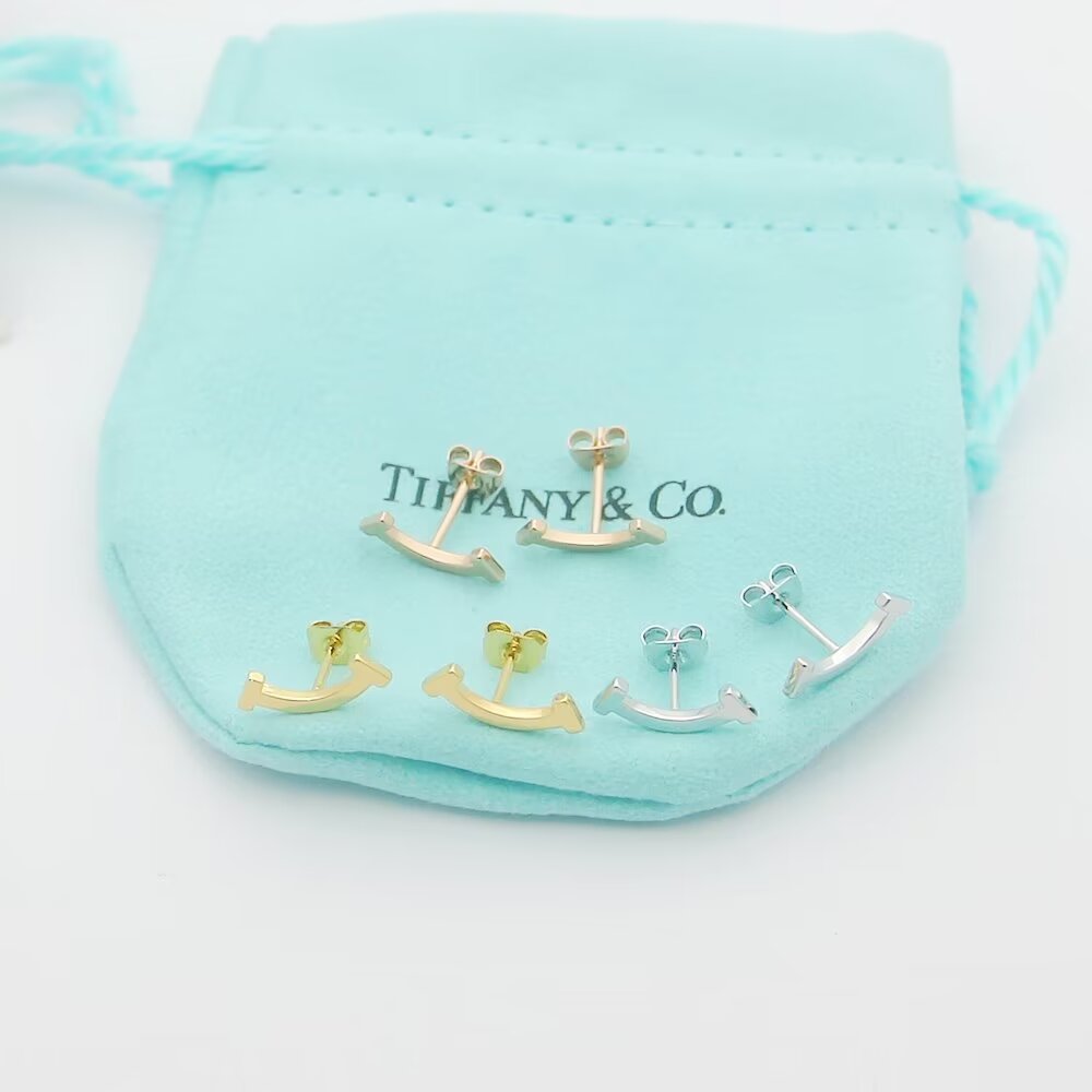 Tiffany & Co. Tiffany T Smile Earring - FashionPlug