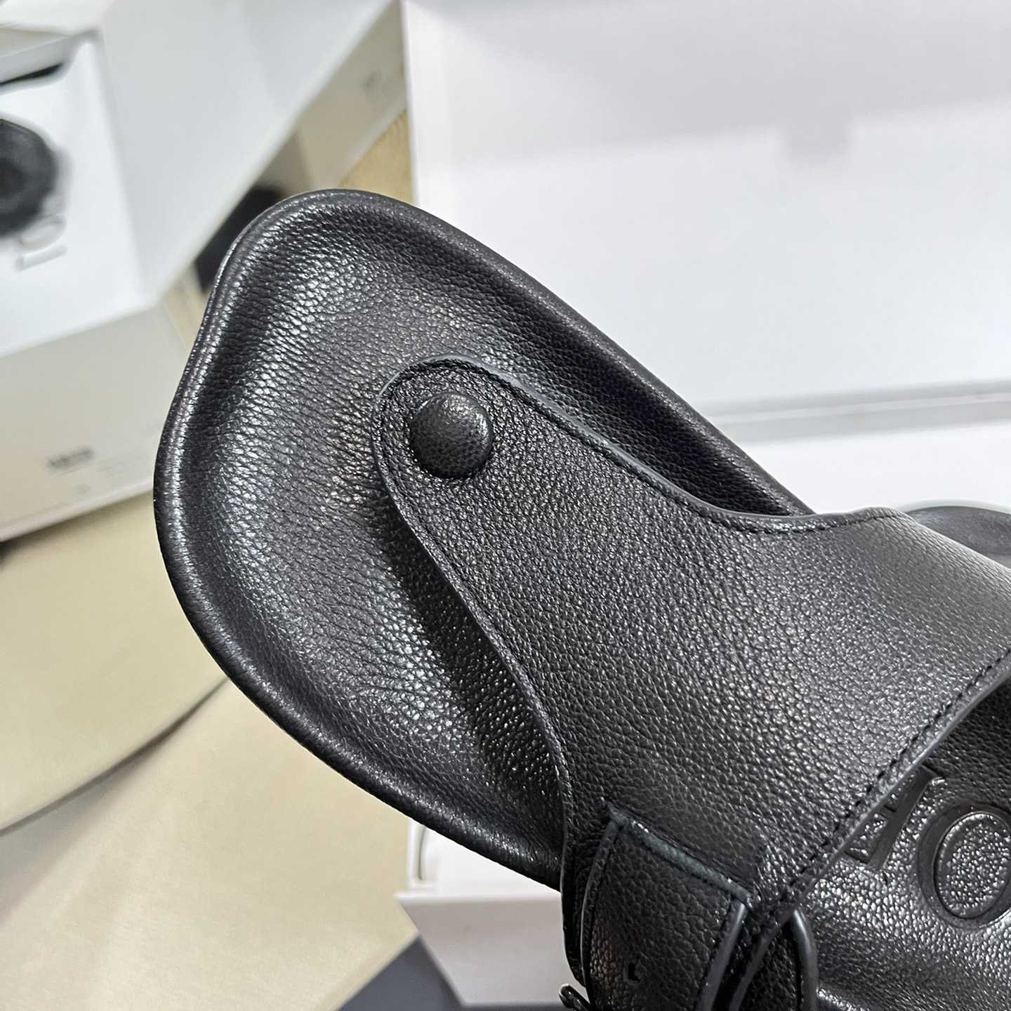 Loewe Anagram Ease Sandal In Kidskin - FashionPlug
