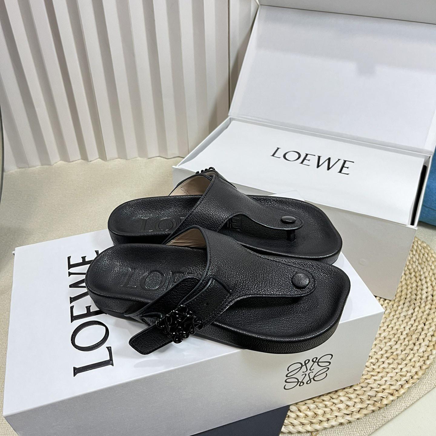 Loewe Anagram Ease Sandal In Kidskin - FashionPlug