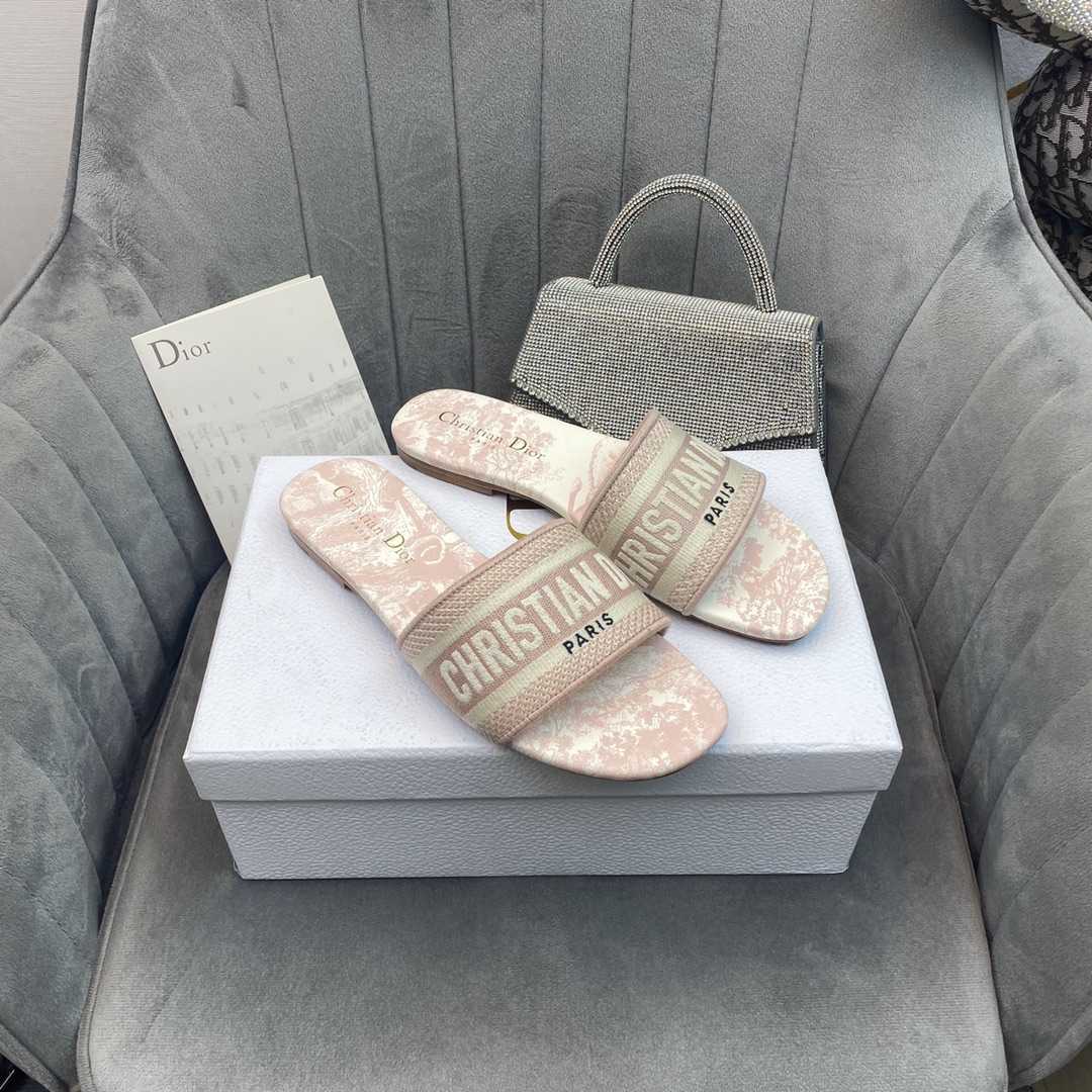 Dior Dway Slide - FashionPlug