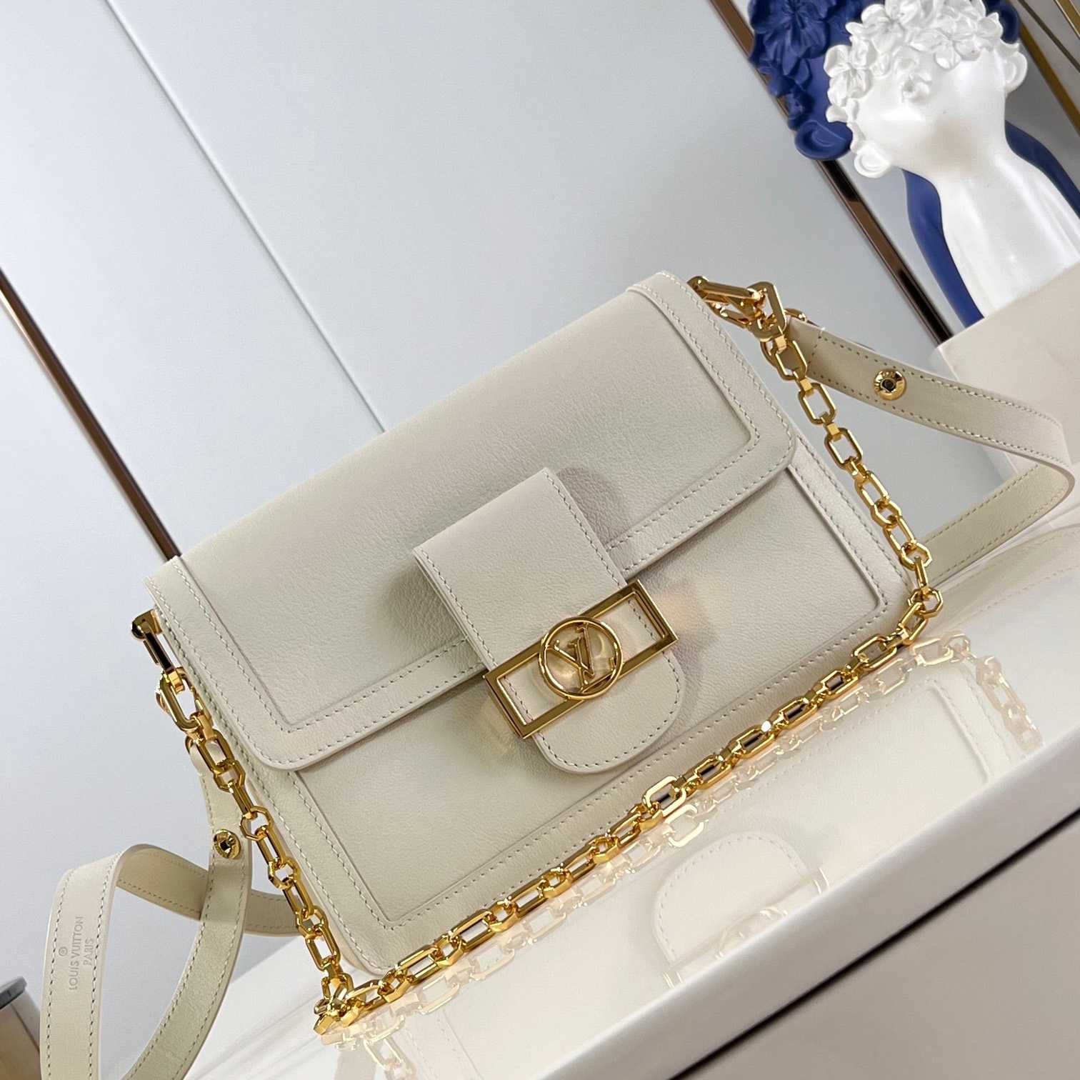 Louis Vuitton Dauphine Soft MM   M25050 - FashionPlug