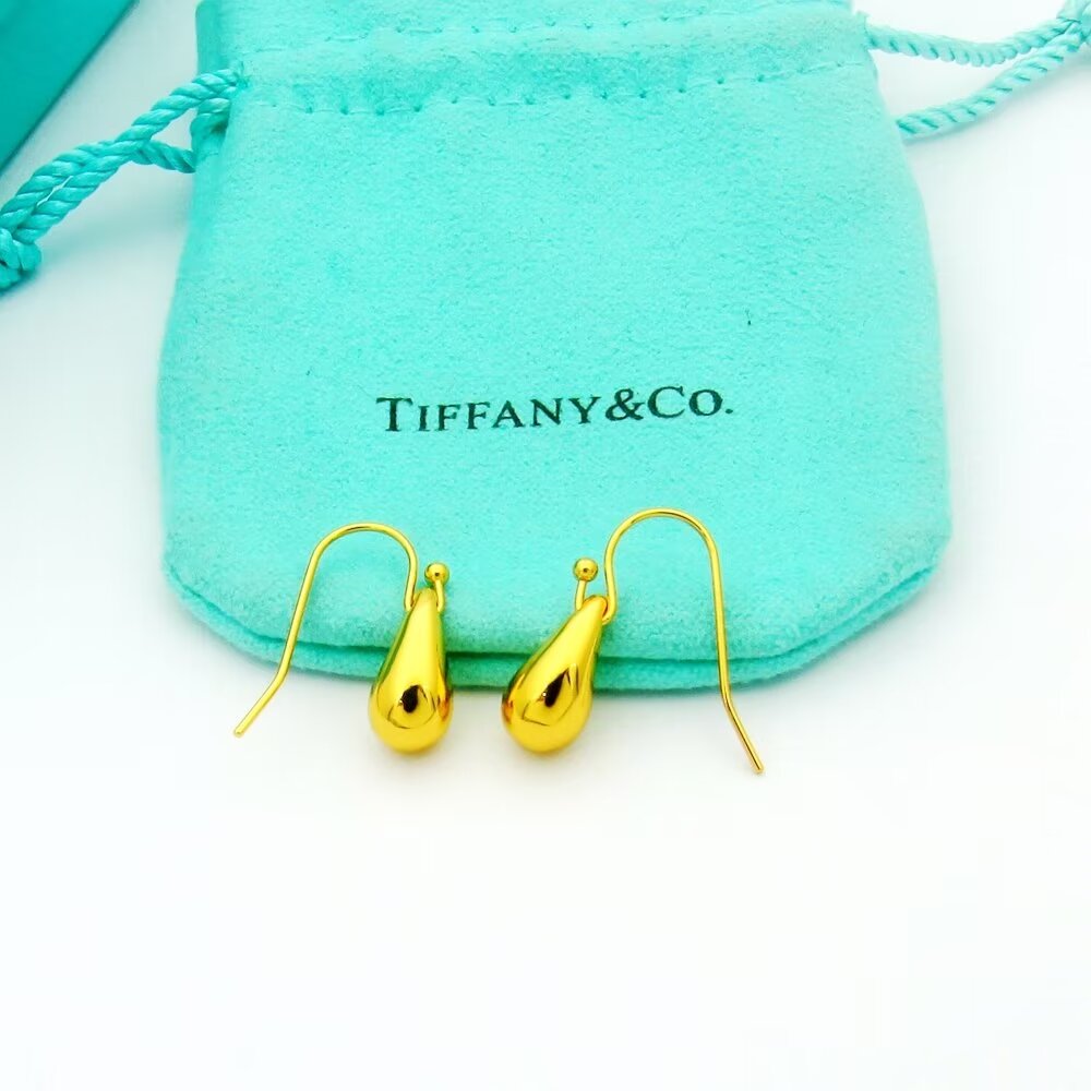 Tiffany & Co. Teardrop Earrings - FashionPlug