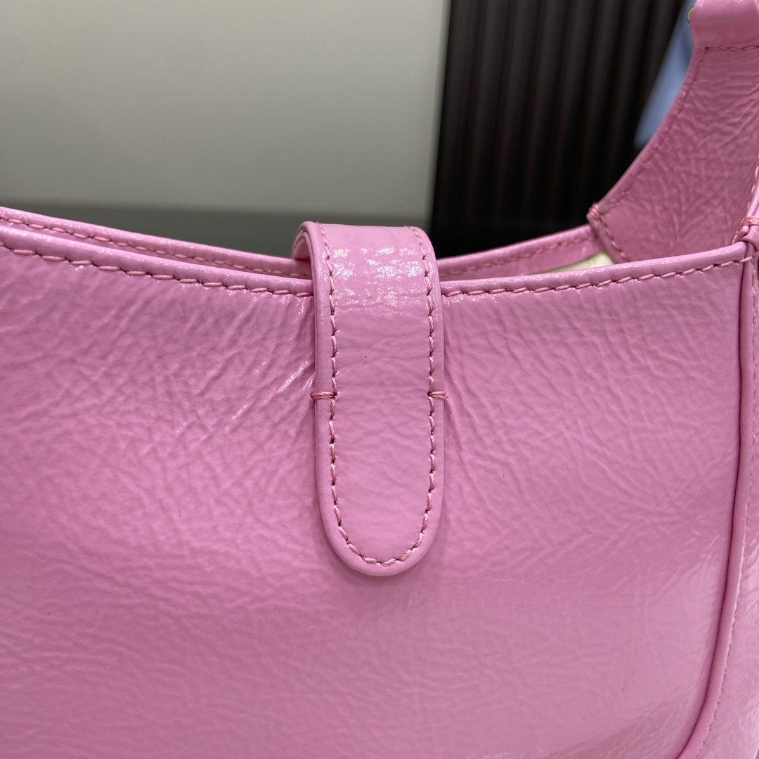 Gucci Jackie Notte Mini Bag - FashionPlug