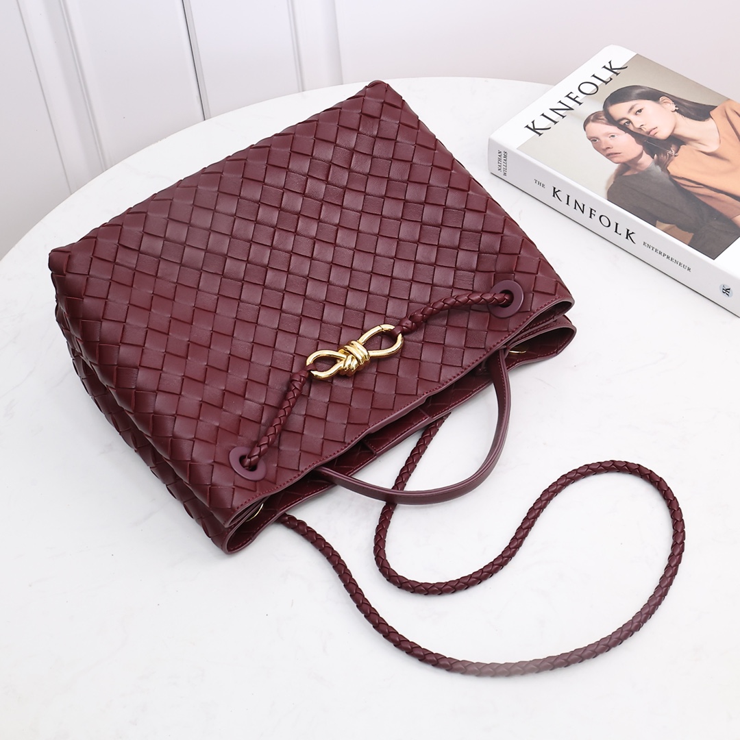 Bottega Veneta Medium Andiamo  32*24*12CM - FashionPlug