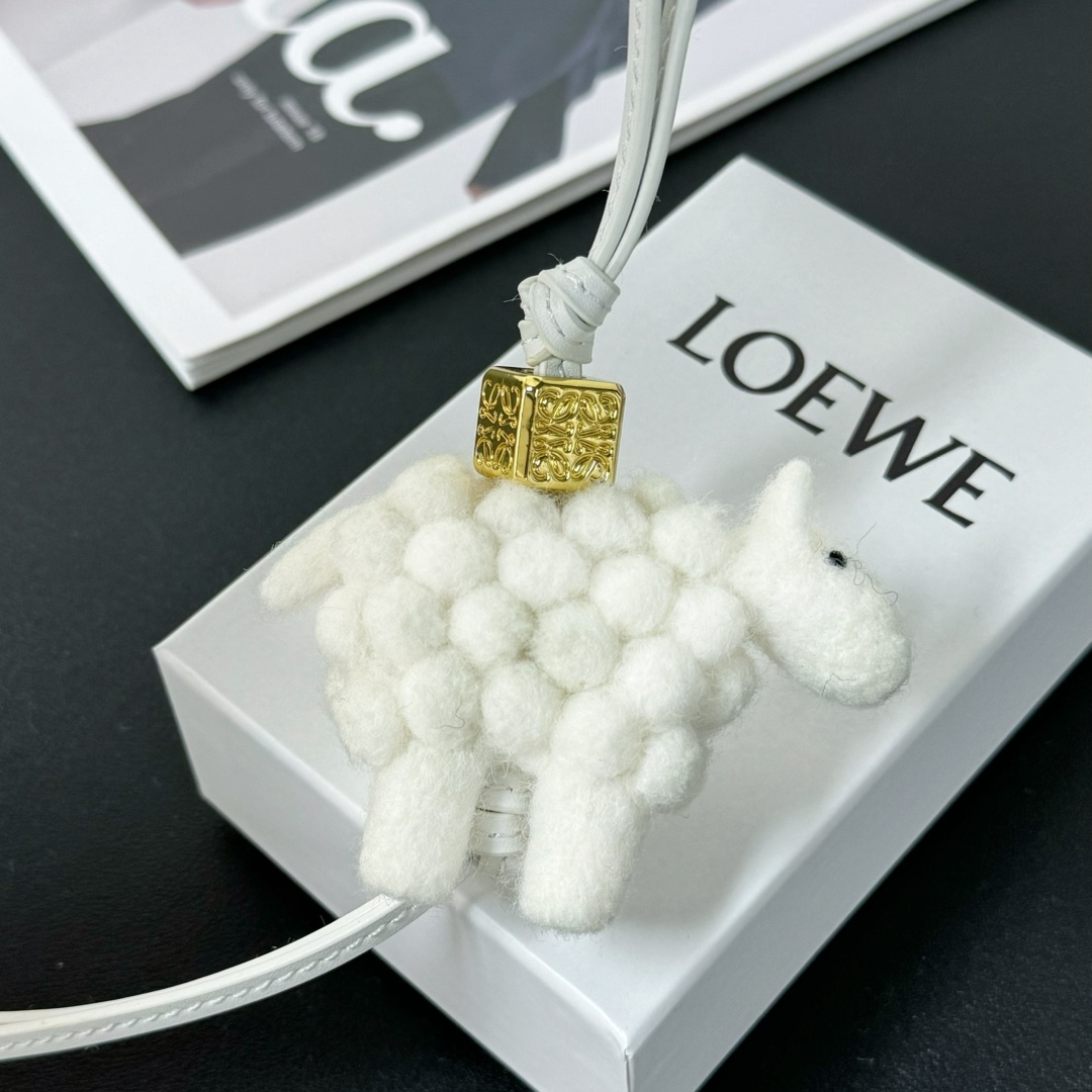 Loewe Sheep charm In Felt And Calfskin - FashionPlug